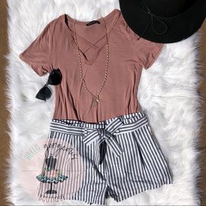 “Sailing Away” Striped Shorts (BLACK/WHITE)